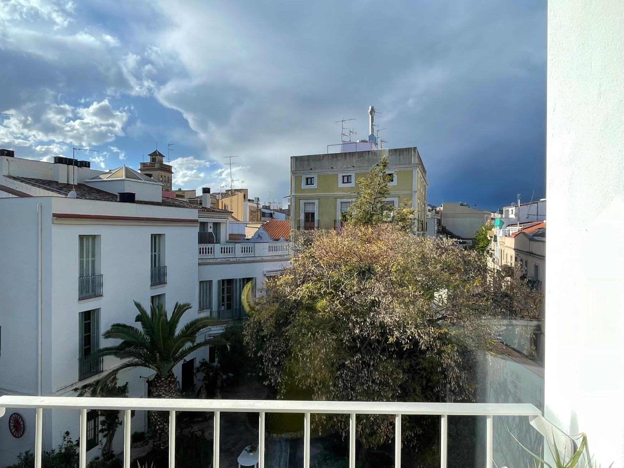 Loft En El Centro Apartment Vilanova i la Geltru Luaran gambar
